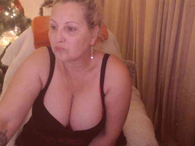 Angel_Dm_Milf webcam