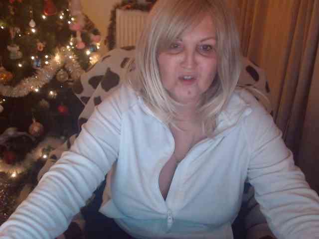 DivineBlond DivineBlond