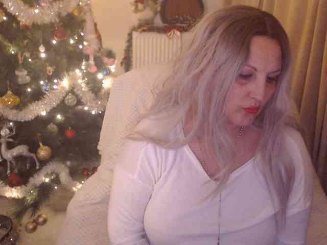 DivineBlond DivineBlond