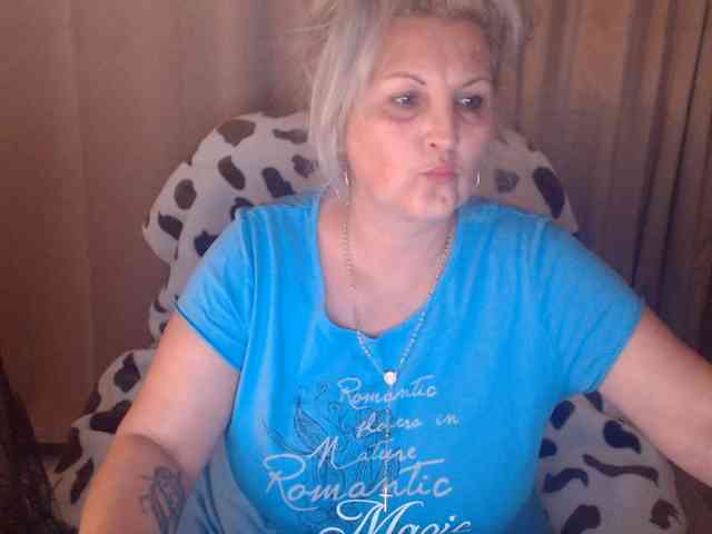 DivineBlond DivineBlond