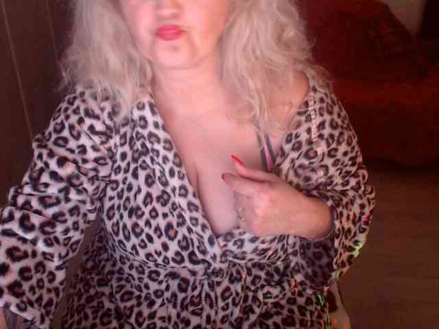 Angel_Dm_Milf webcam