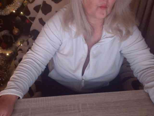 DivineBlond DivineBlond