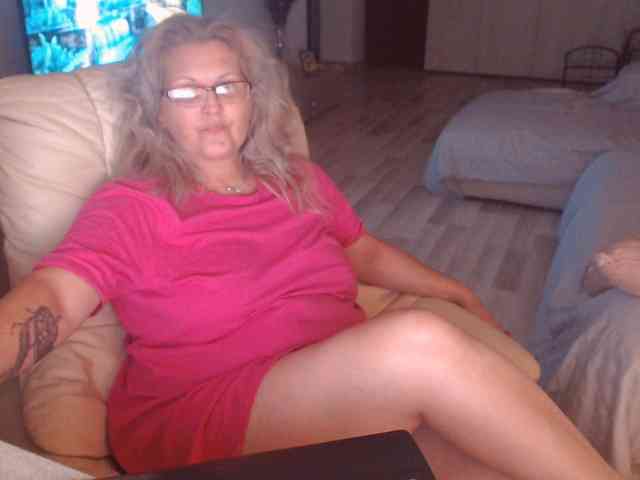 Angel_Dm_Milf webcam