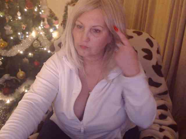 DivineBlond DivineBlond