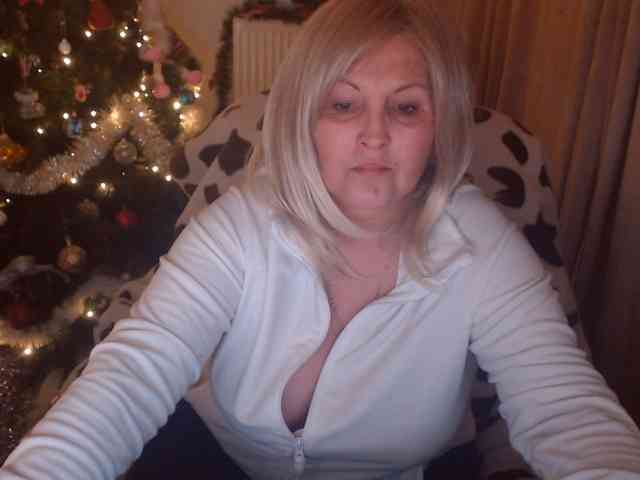 DivineBlond DivineBlond