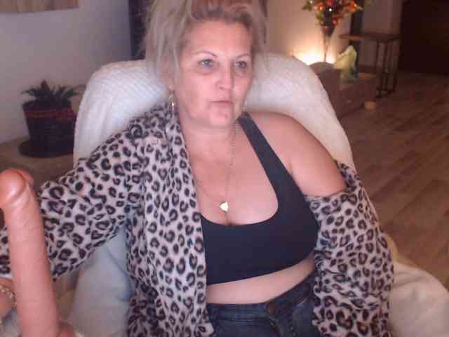DivineBlond