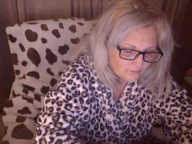 DivineBlond DivineBlond