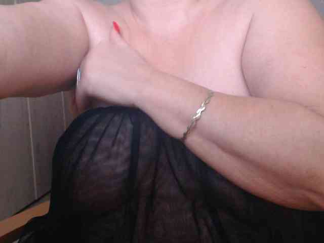 Angel_Dm_Milf webcam