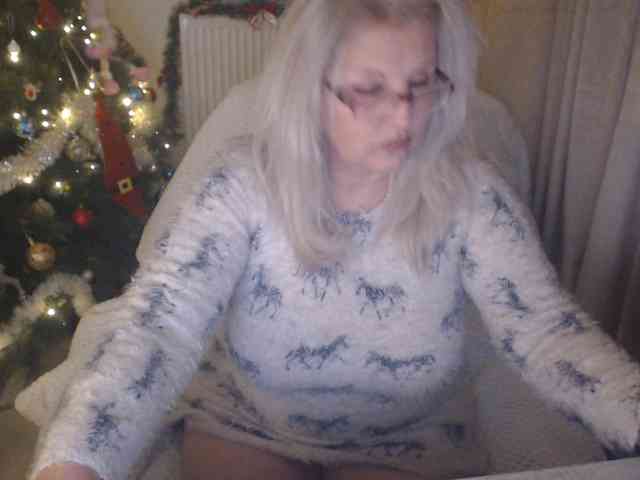 Angel_Dm_Milf webcam