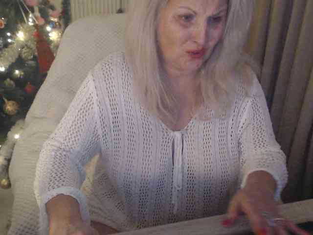 Angel_Dm_Milf webcam