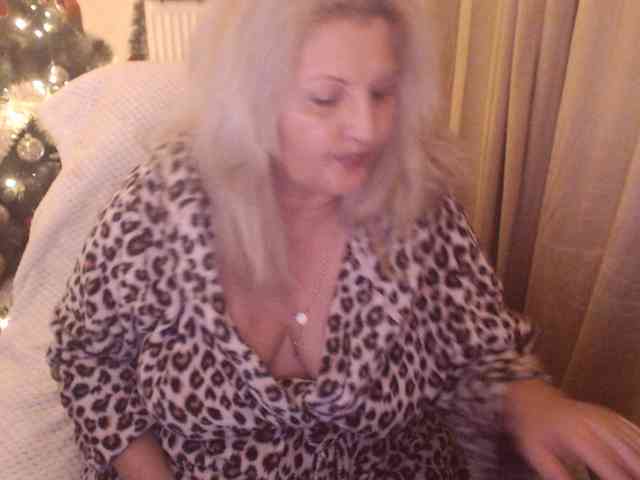 Angel_Dm_Milf webcam