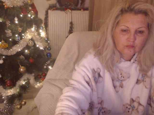 Angel_Dm_Milf webcam