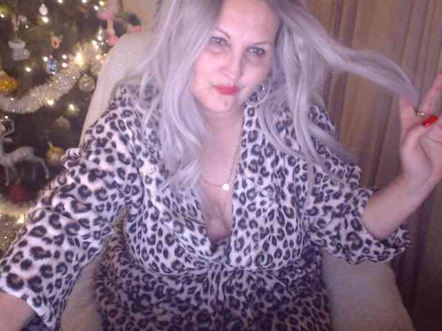 DivineBlond DivineBlond