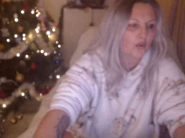 DivineBlond DivineBlond