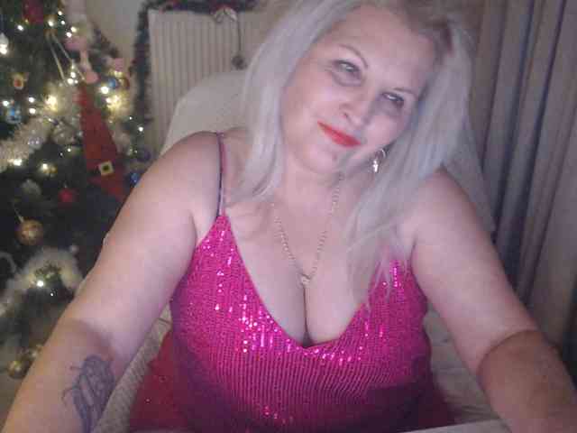 Angel_Dm_Milf webcam