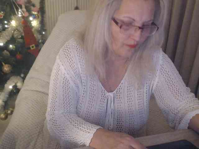 Angel_Dm_Milf webcam