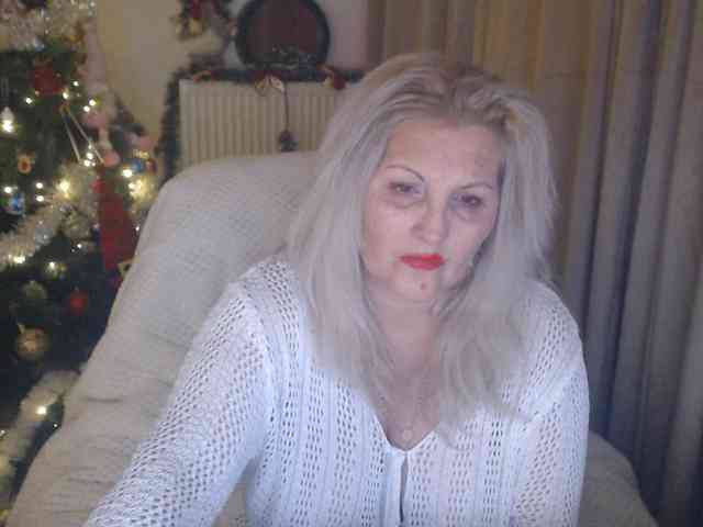 DivineBlond DivineBlond