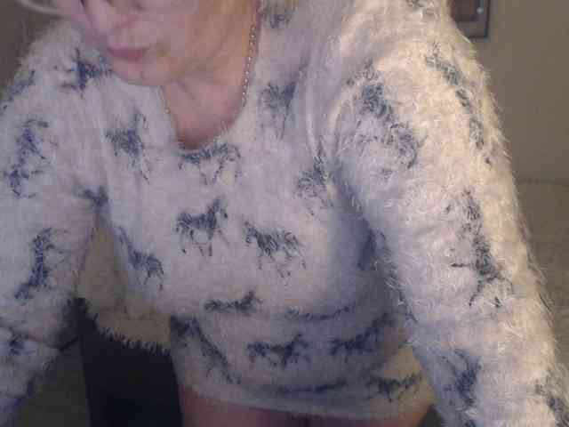 Angel_Dm_Milf webcam