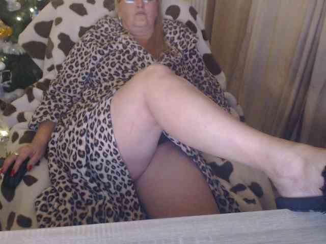 Angel_Dm_Milf webcam