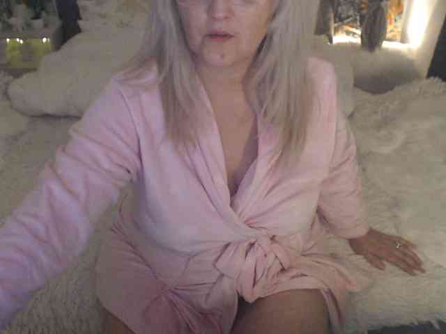 Angel_Dm_Milf webcam