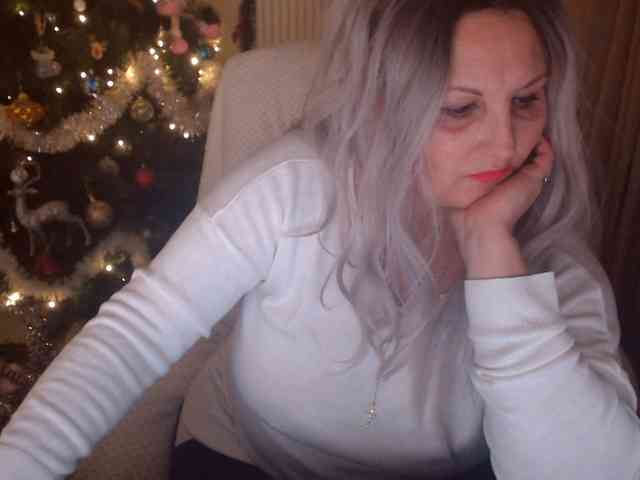 DivineBlond DivineBlond