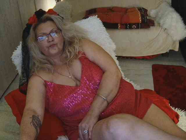 Angel_Dm_Milf webcam
