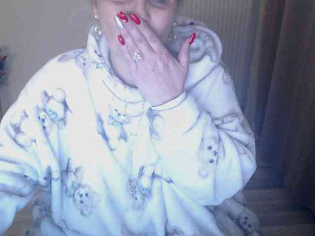 Angel_Dm_Milf webcam