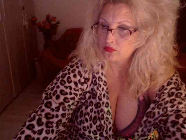 Angel_Dm_Milf webcam