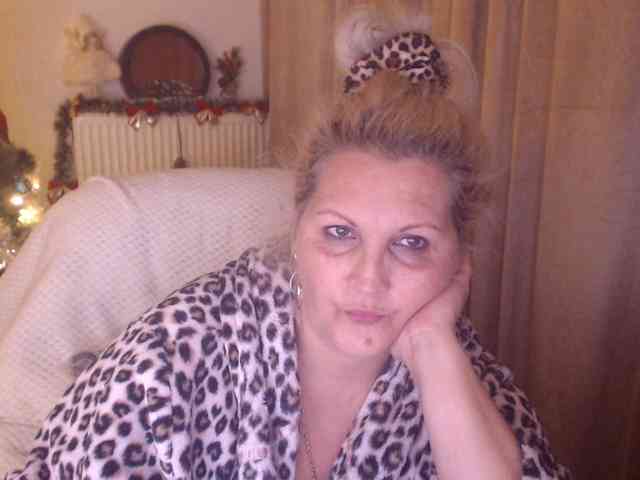 Angel_Dm_Milf webcam