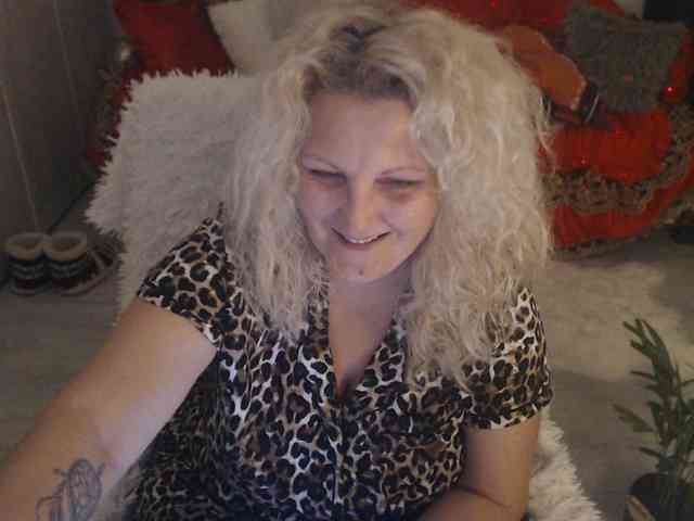 Angel_Dm_Milf webcam