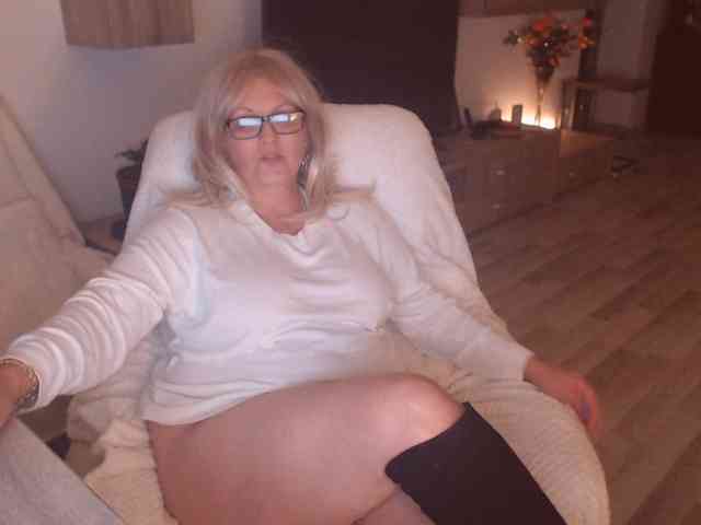 DivineBlond
