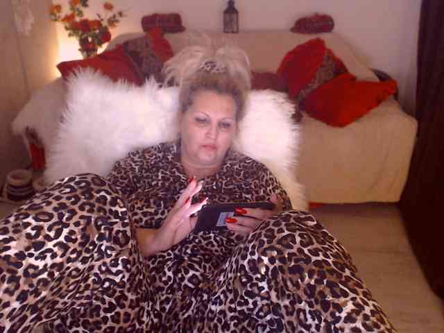 Angel_Dm_Milf webcam