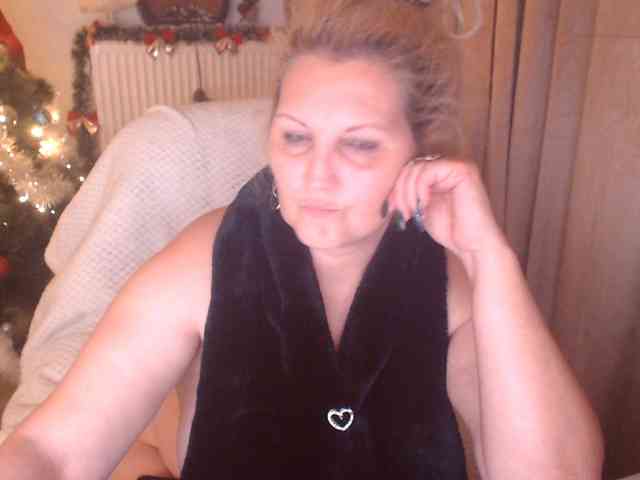 Angel_Dm_Milf webcam