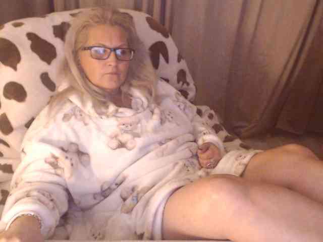 DivineBlond DivineBlond