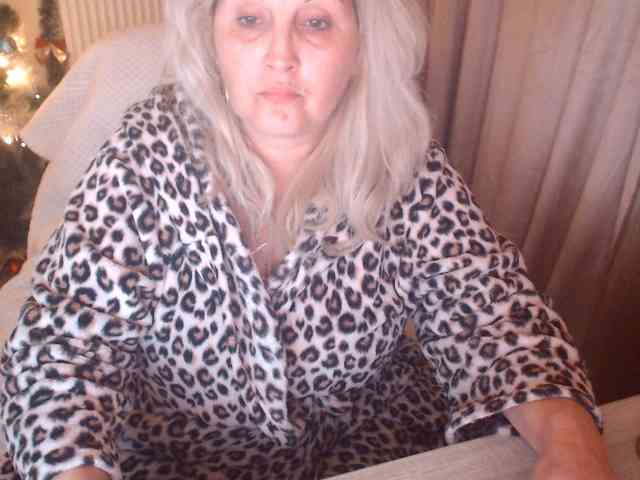 Angel_Dm_Milf webcam