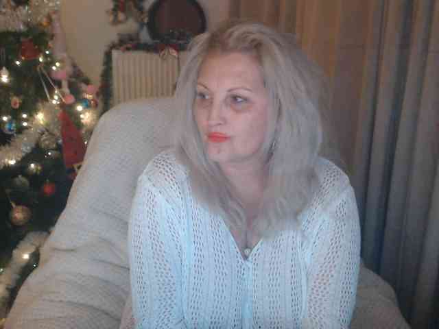 Angel_Dm_Milf webcam