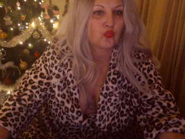 DivineBlond DivineBlond