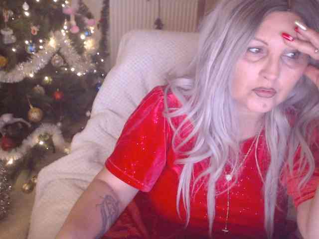 DivineBlond DivineBlond