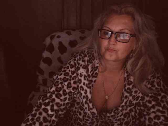 Angel_Dm_Milf webcam