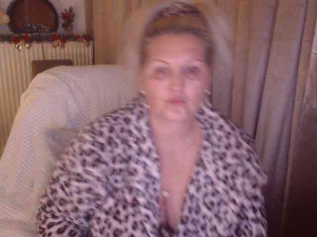 DivineBlond DivineBlond