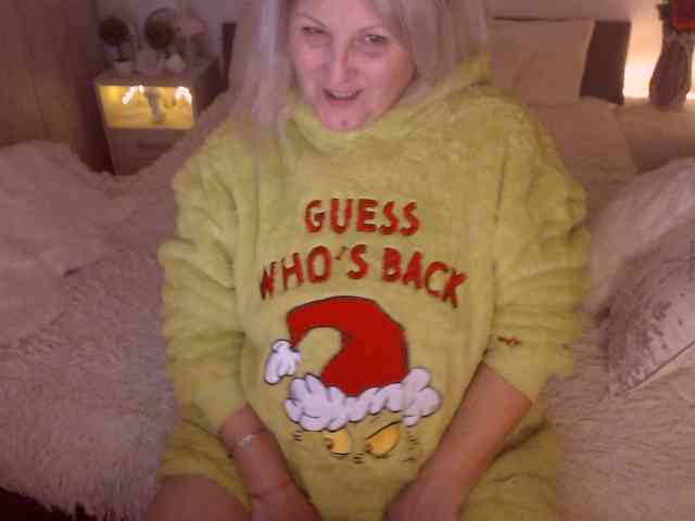 Angel_Dm_Milf webcam