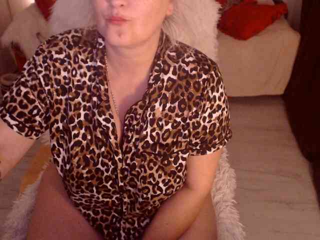 Angel_Dm_Milf webcam