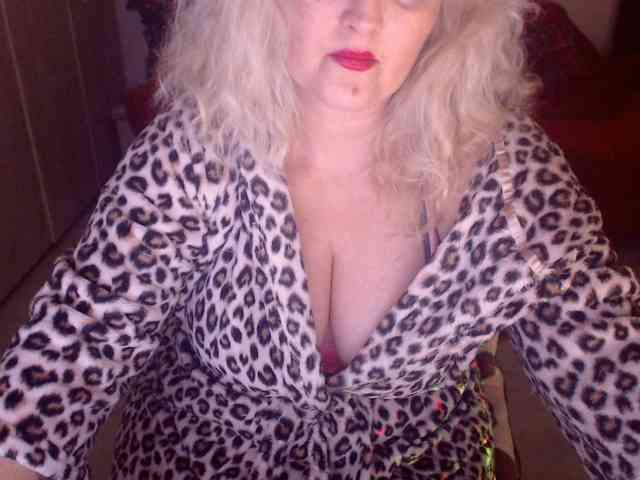 Angel_Dm_Milf webcam