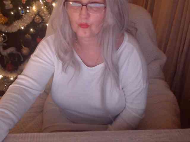 DivineBlond DivineBlond