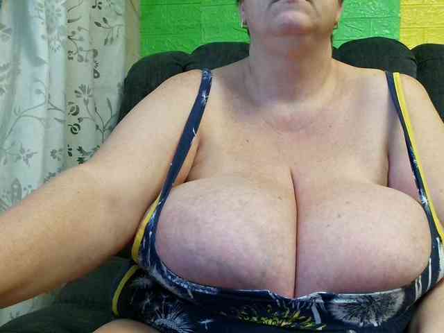boobs40kk webcam