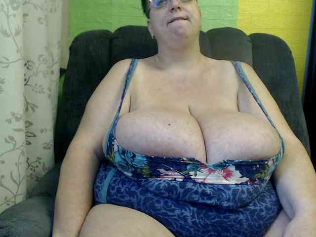 boobs40kk webcam