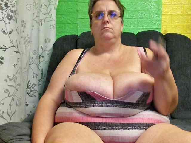 boobs40kk webcam