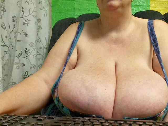 boobs40kk webcam