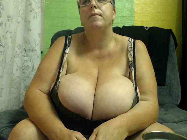 boobs40kk webcam