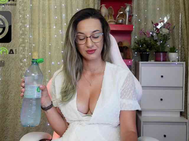Модель: AshleyVasquez